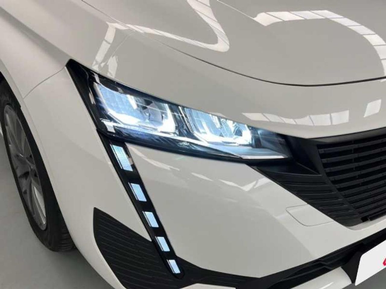 Peugeot 308 5P Active Pack BlueHDi 130 S&S MAN 30