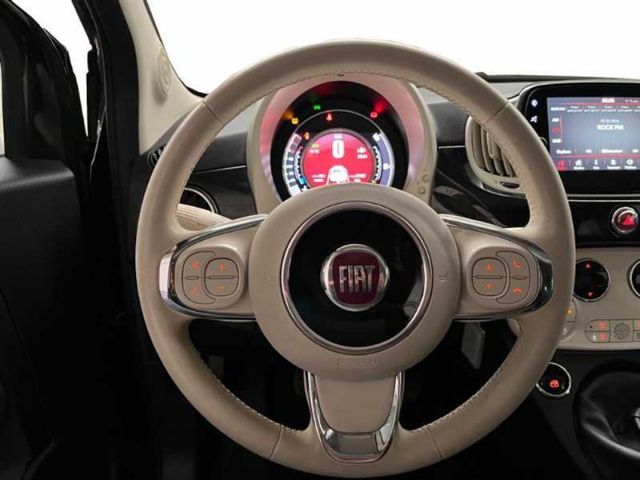Fiat 500 Dolcevita 1.0 Hybrid 51KW (70 CV) 22