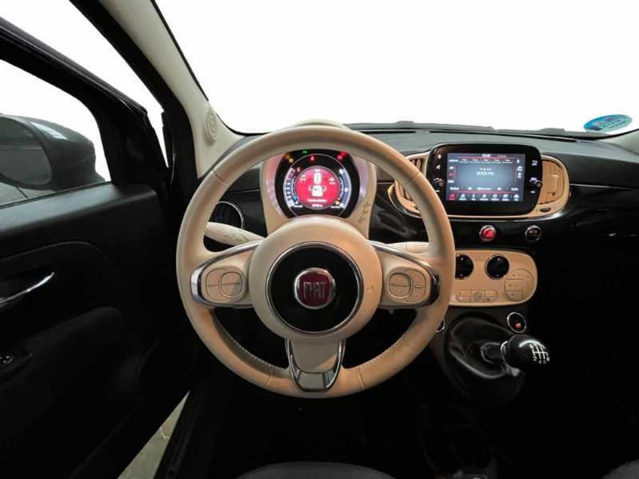 Fiat 500 Dolcevita 1.0 Hybrid 51KW (70 CV) 26