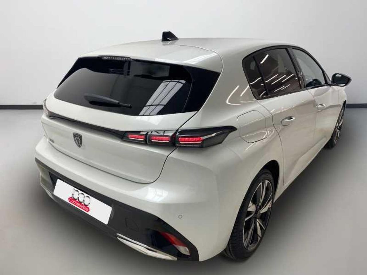 Peugeot 308 5P Allure Gasolina 130 S&S MAN 24