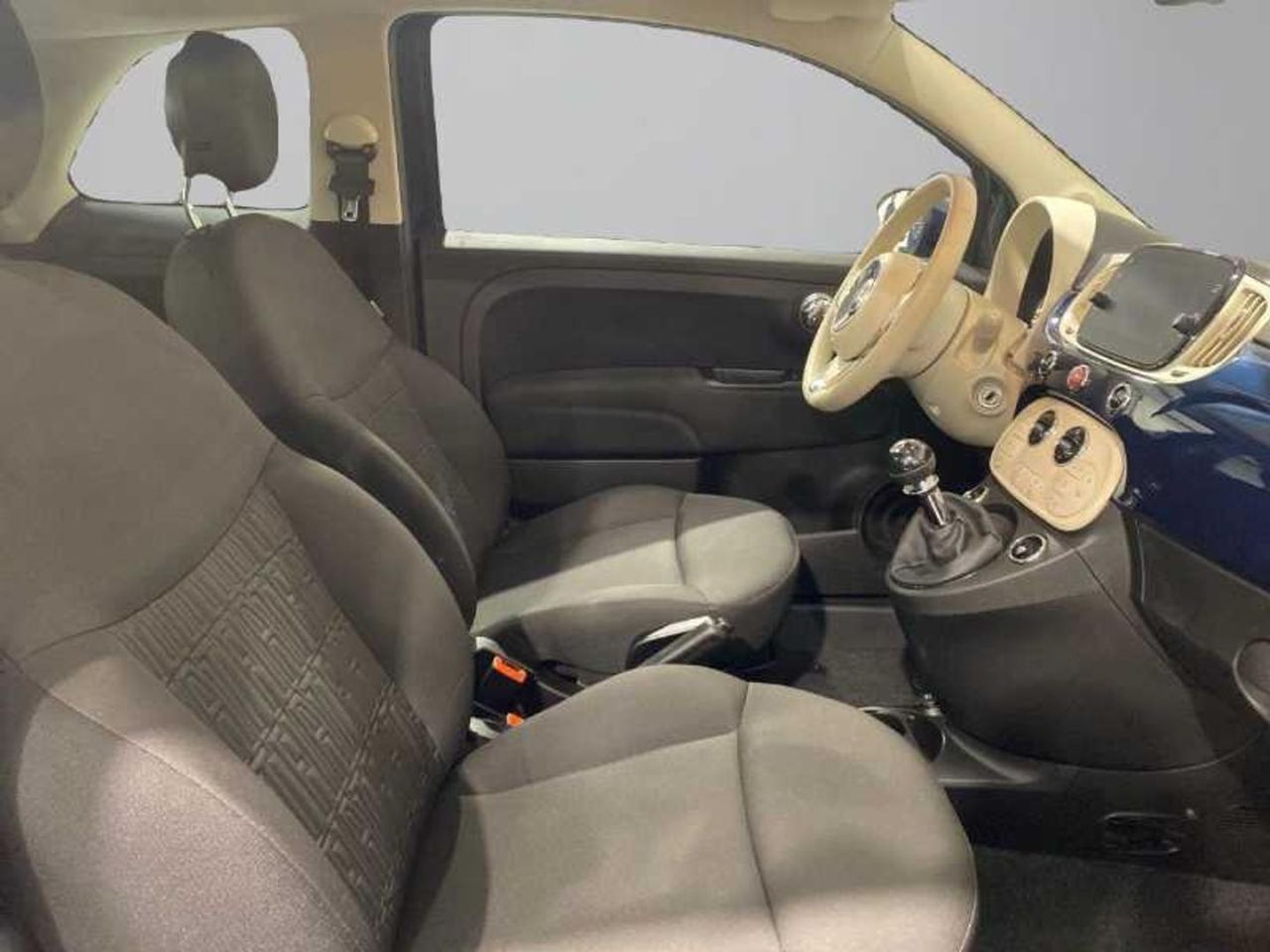 Fiat 500 Dolcevita 1.0 Hybrid 51KW (70 CV) 26