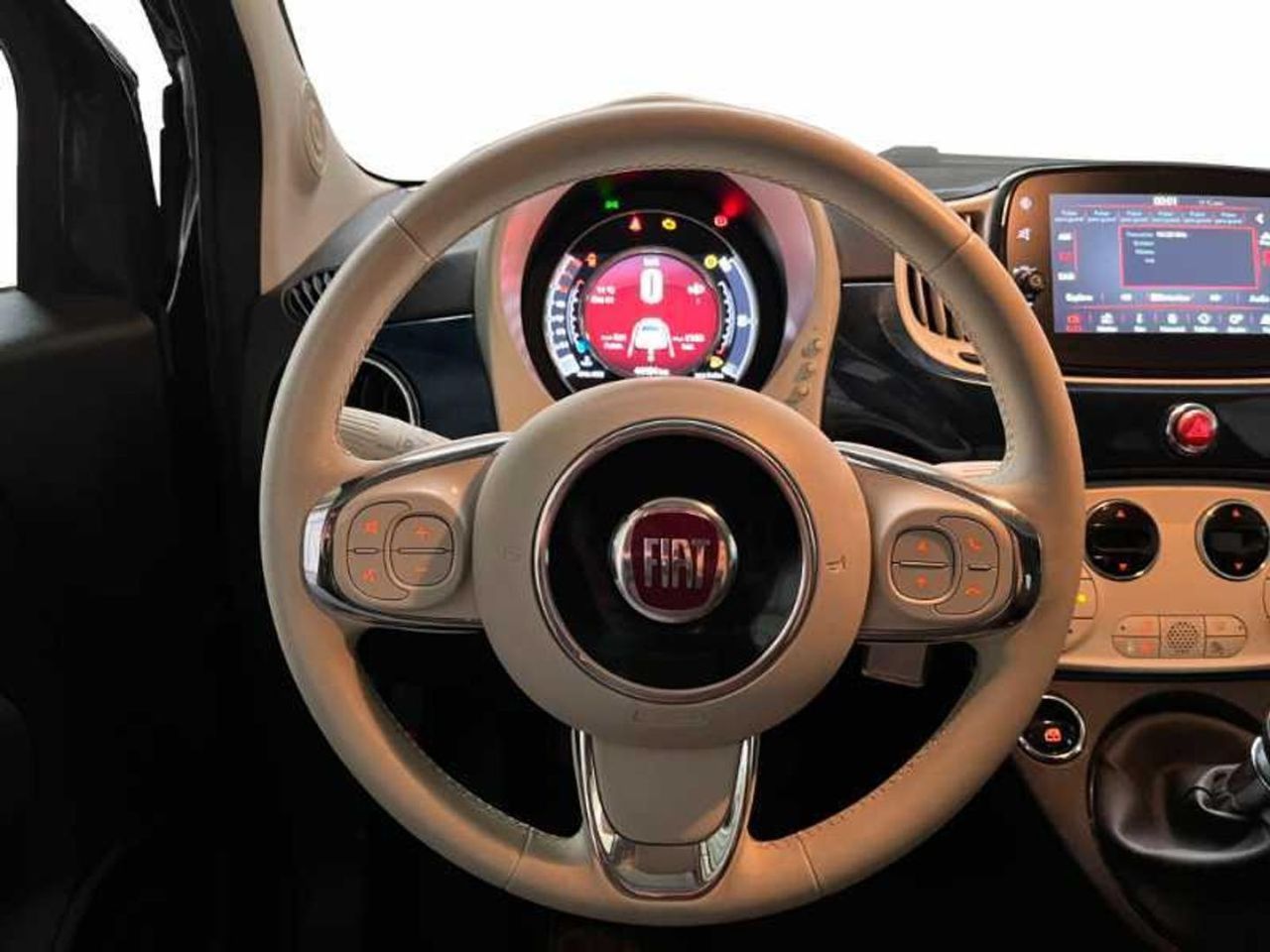 Fiat 500 Dolcevita 1.0 Hybrid 51KW (70 CV) 26