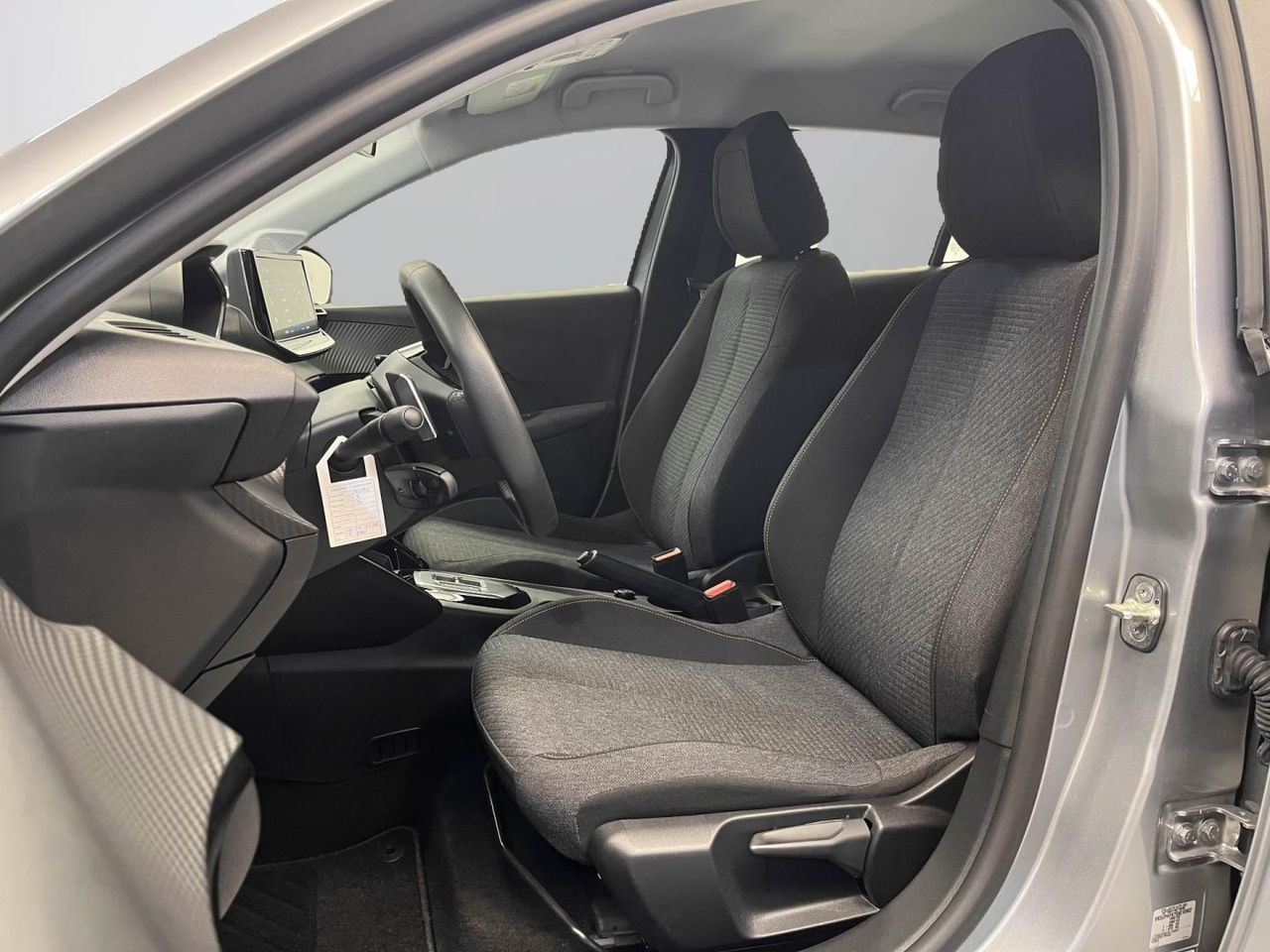 Peugeot 208 Style HYBRID 110 eDCS6 22