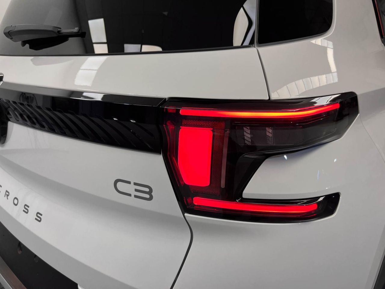 Citroën C3 Aircross Hybrid 145 ë-DCS6 MAX 15