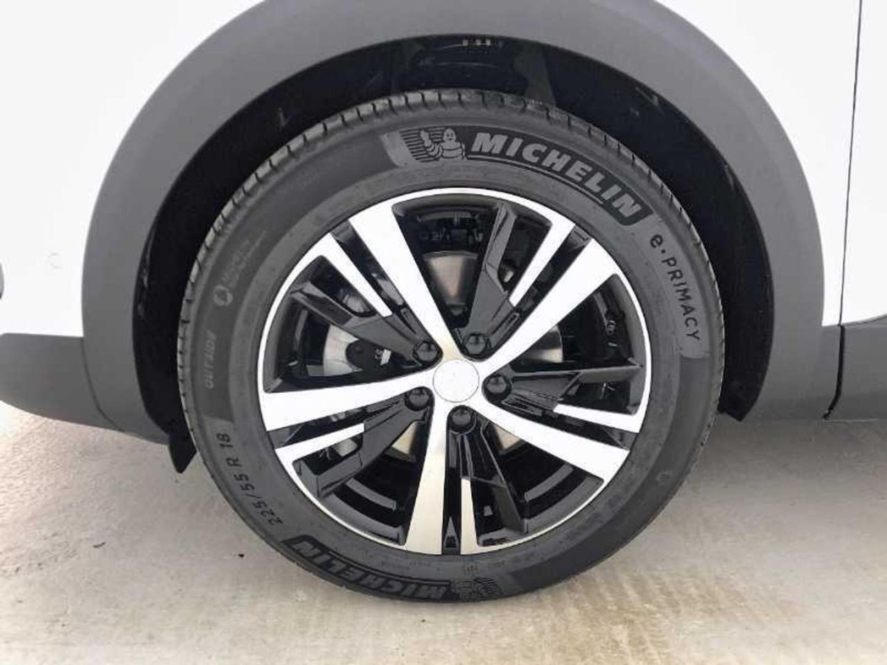 Peugeot 5008 1.5 BlueHDi 96kW S&S GT EAT8 24