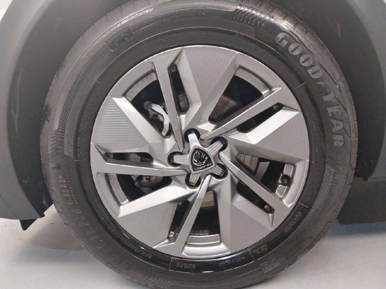 Peugeot 408 408 Allure HYBRID 145 eDCS6 24