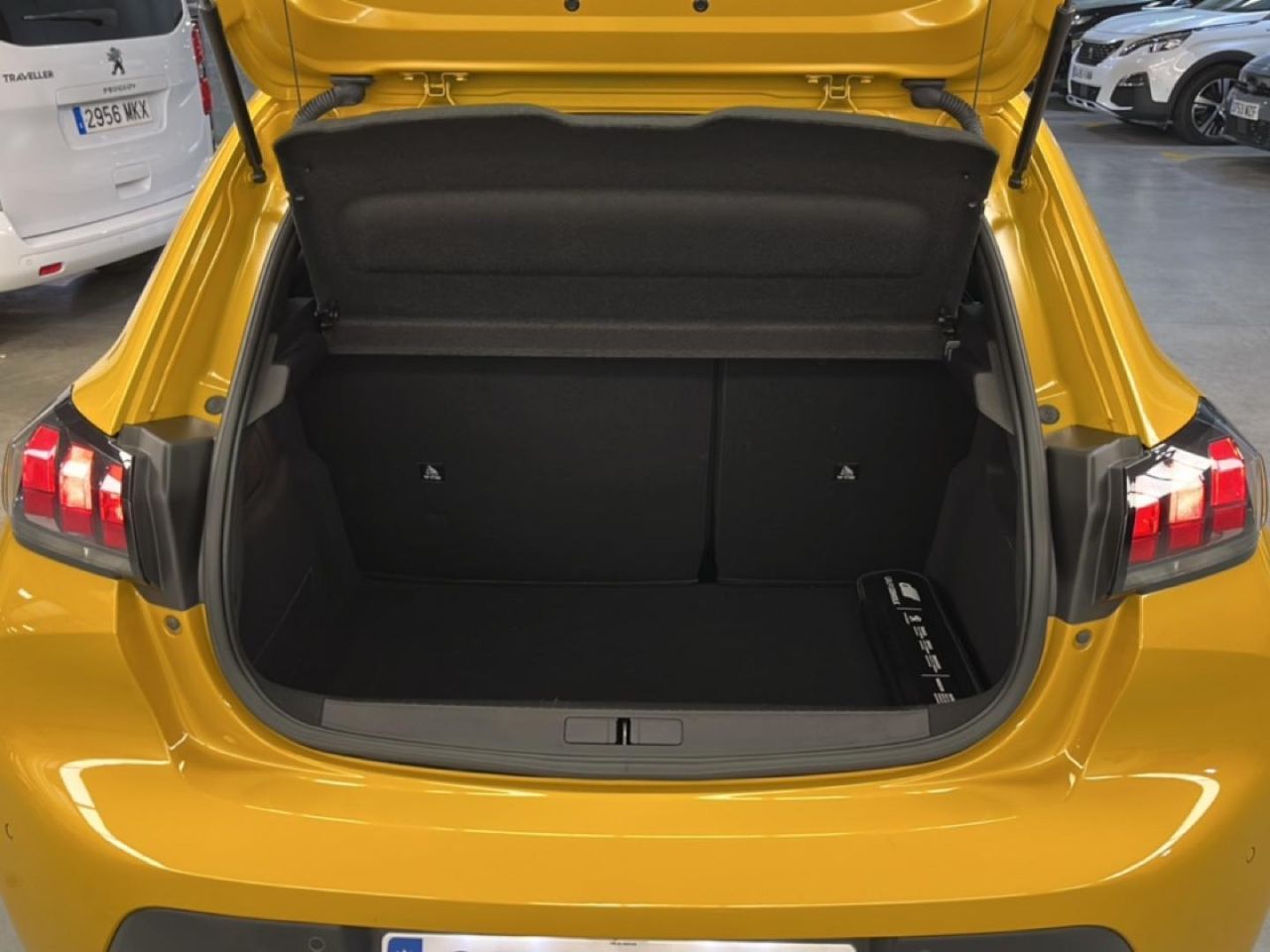 Peugeot 208 PureTech 73kW (100CV) Active Pack 18