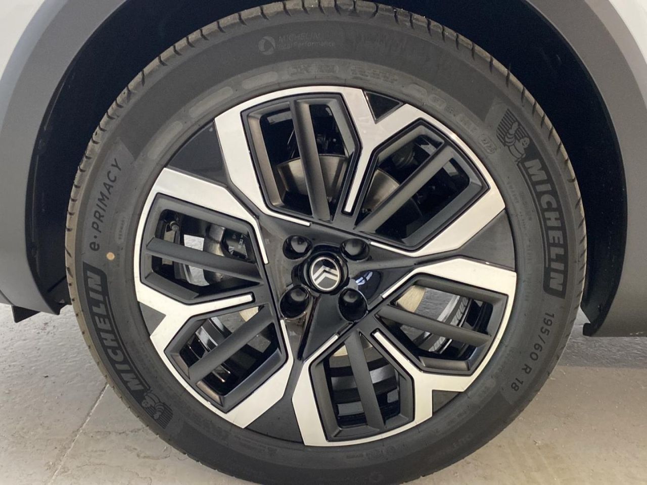 Citroën C4 Hybrid 145 ë-DCS6 Max 24