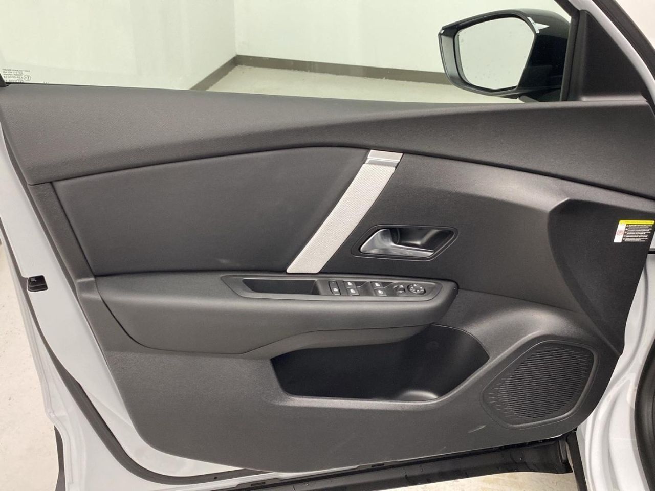 Citroën C4 Hybrid 145 ë-DCS6 Max 28