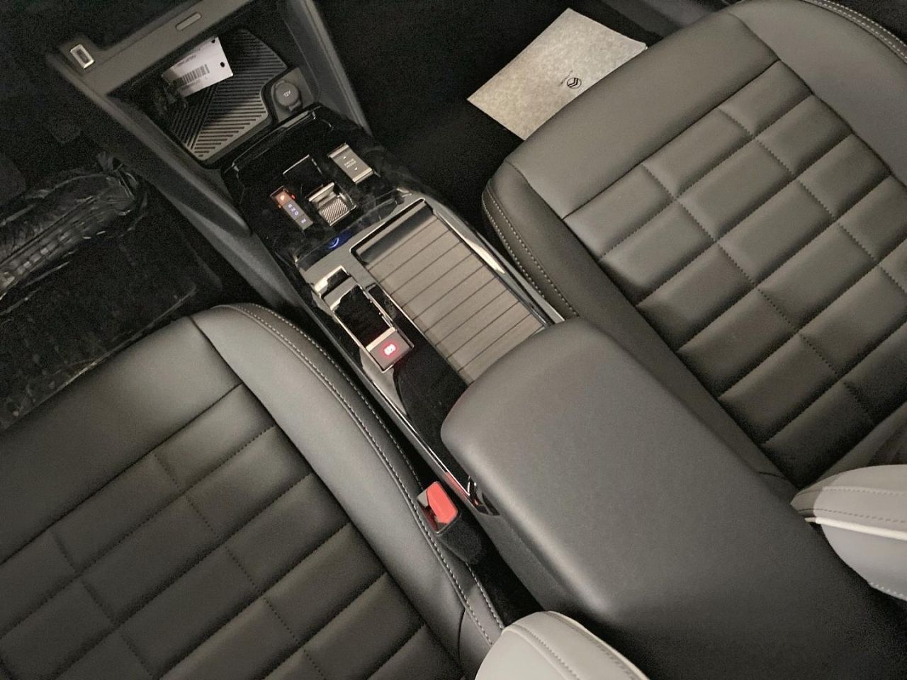 Citroën C4 Hybrid 145 ë-DCS6 Max 22