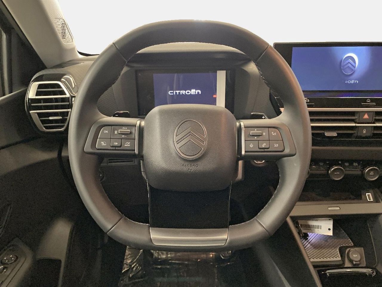Citroën C4 Hybrid 145 ë-DCS6 Max 26