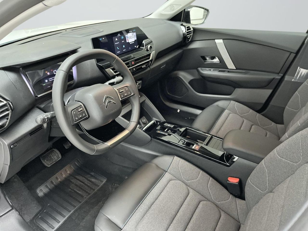Citroën C4 PureTech 130 S&S EAT8 Plus 24