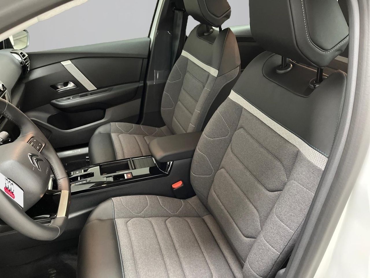 Citroën C4 PureTech 130 S&S EAT8 Plus 26