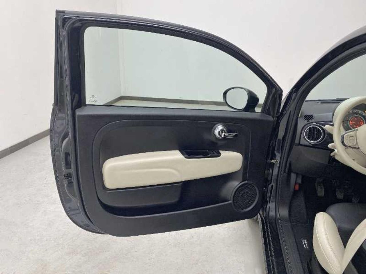 Fiat 500 Dolcevita 1.0 Hybrid 51KW (70 CV) 30