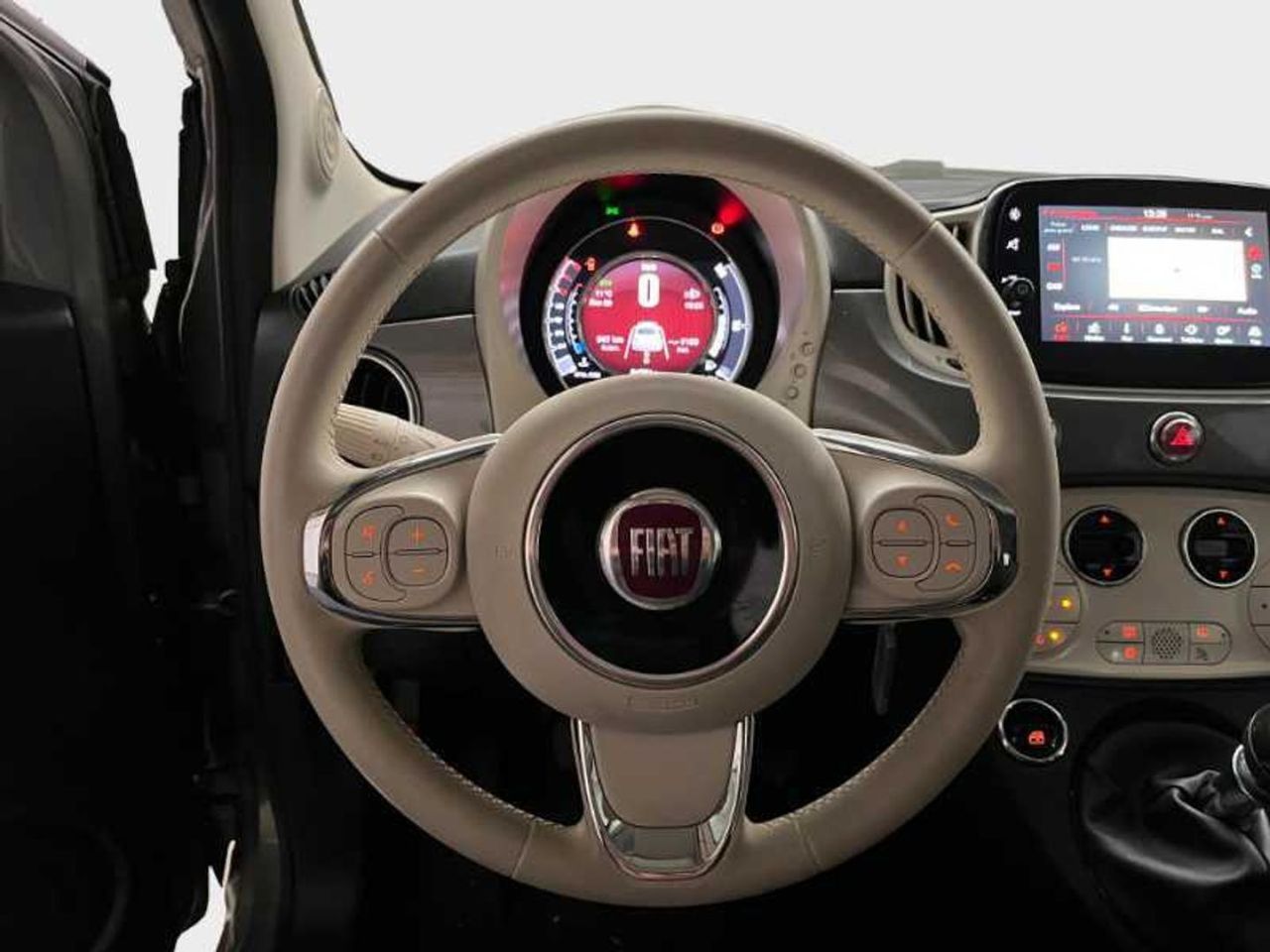 Fiat 500 Dolcevita 1.0 Hybrid 51KW (70 CV) 26