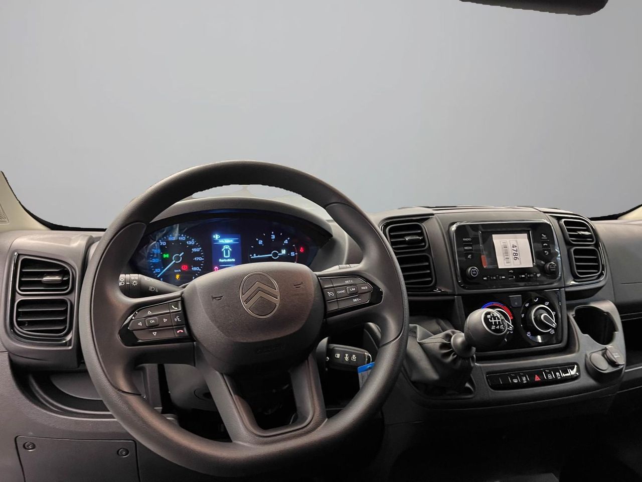Citroën Jumper 3.5 L3 H2 BHDI 103kW (140CV) S&S 6 V. M 26