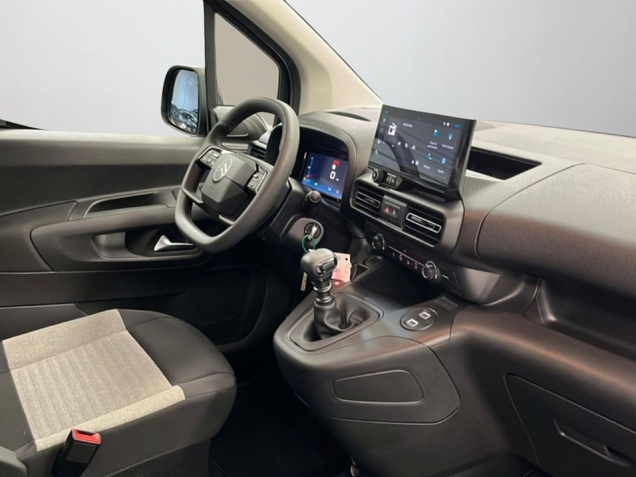 Citroën Berlingo Talla XL BlueHDi 130 S&S PLUS Auto 13