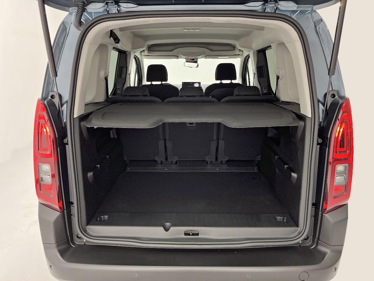 Citroën Berlingo Talla M BlueHDi 100 S&S PLUS N1 18