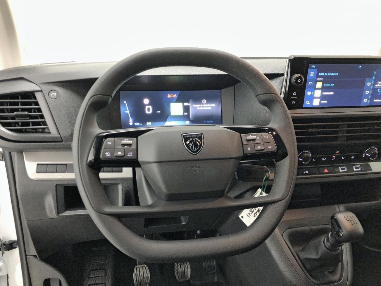 Peugeot Expert Furgón BlueHDi 120 S&S 6v Standard 26