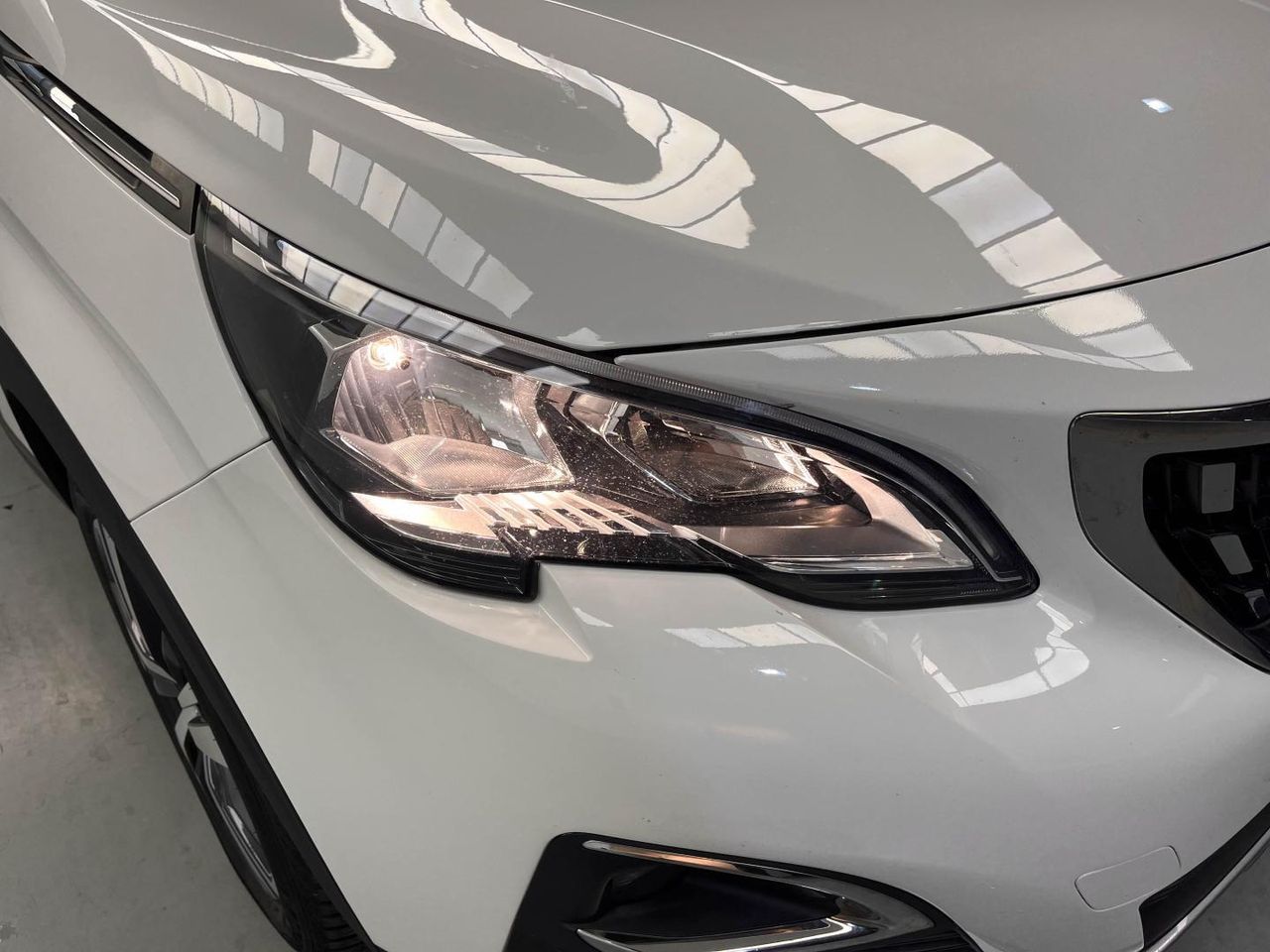 Peugeot 3008 Allure BlueHDi 96kW (130CV) S&S EAT8 20