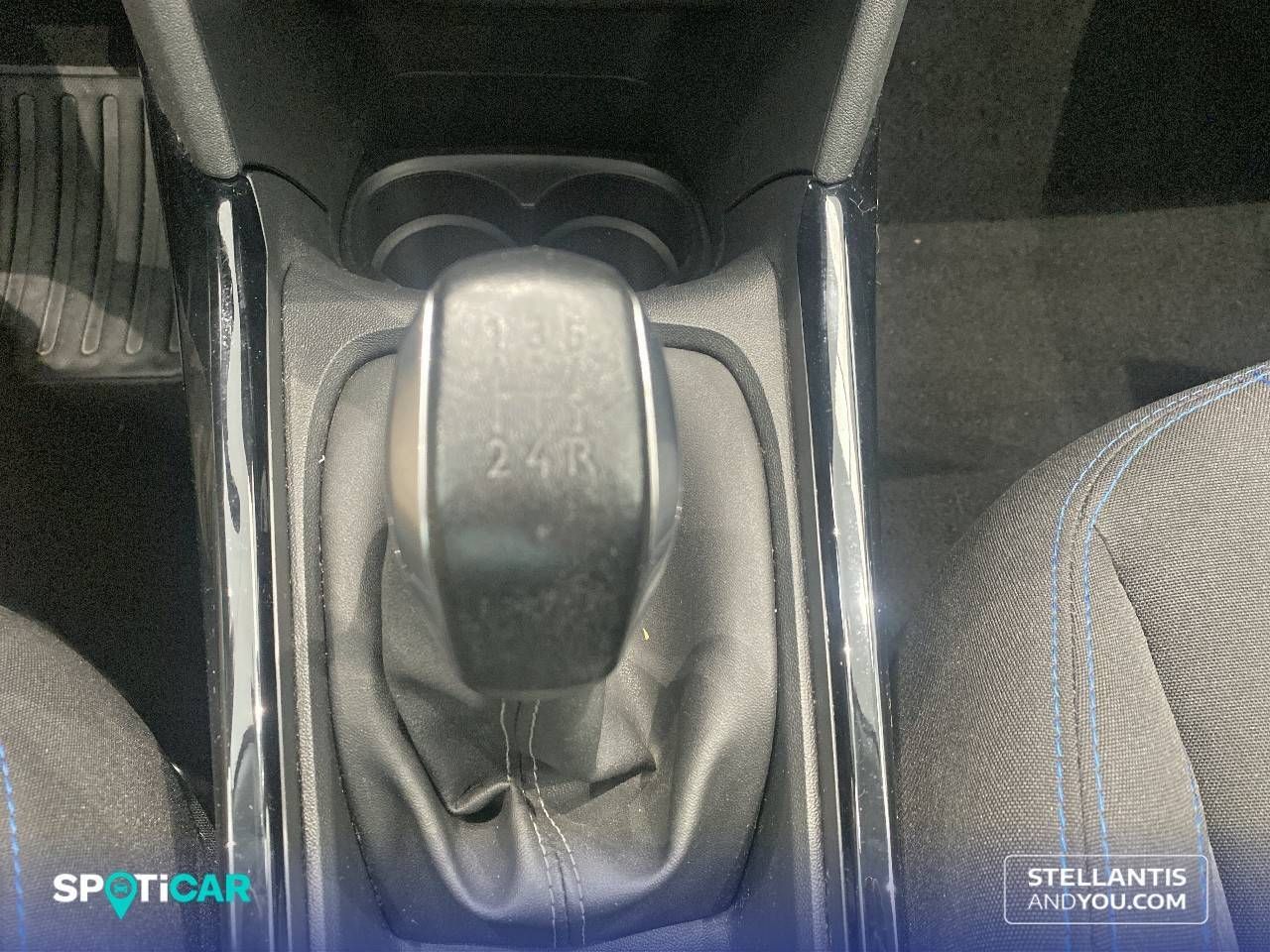 Peugeot 2008   PureTech 110 S&S 6 Vel. MAN Signature 24