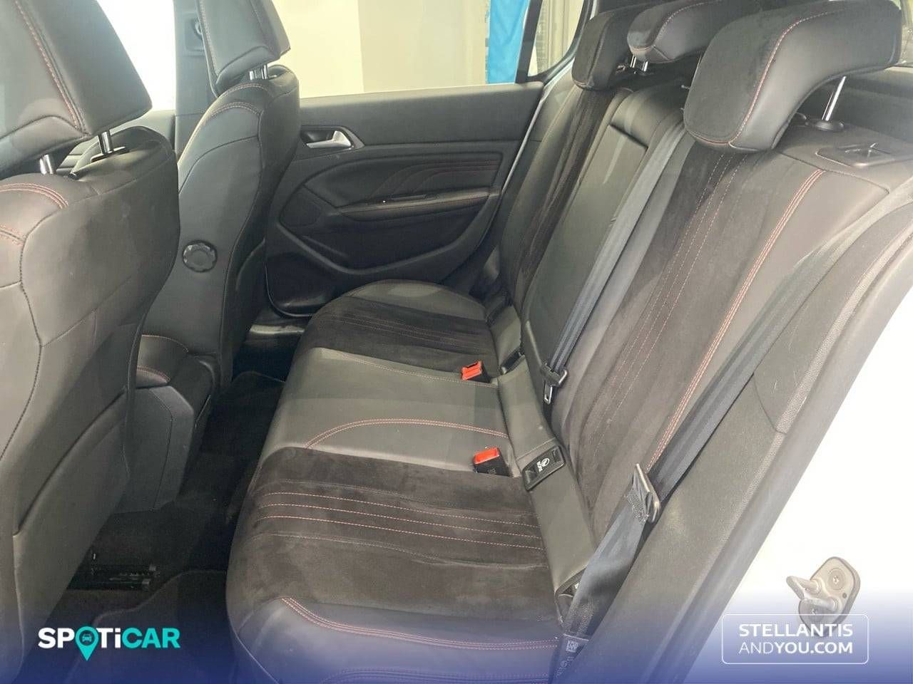 Peugeot 308 133KW (180CV) EAT6 GT 17