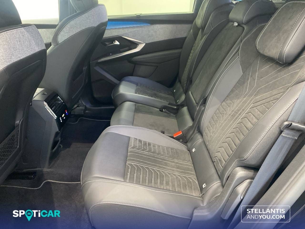 Peugeot 5008  1.2 100KW  eDCS6 GT 17