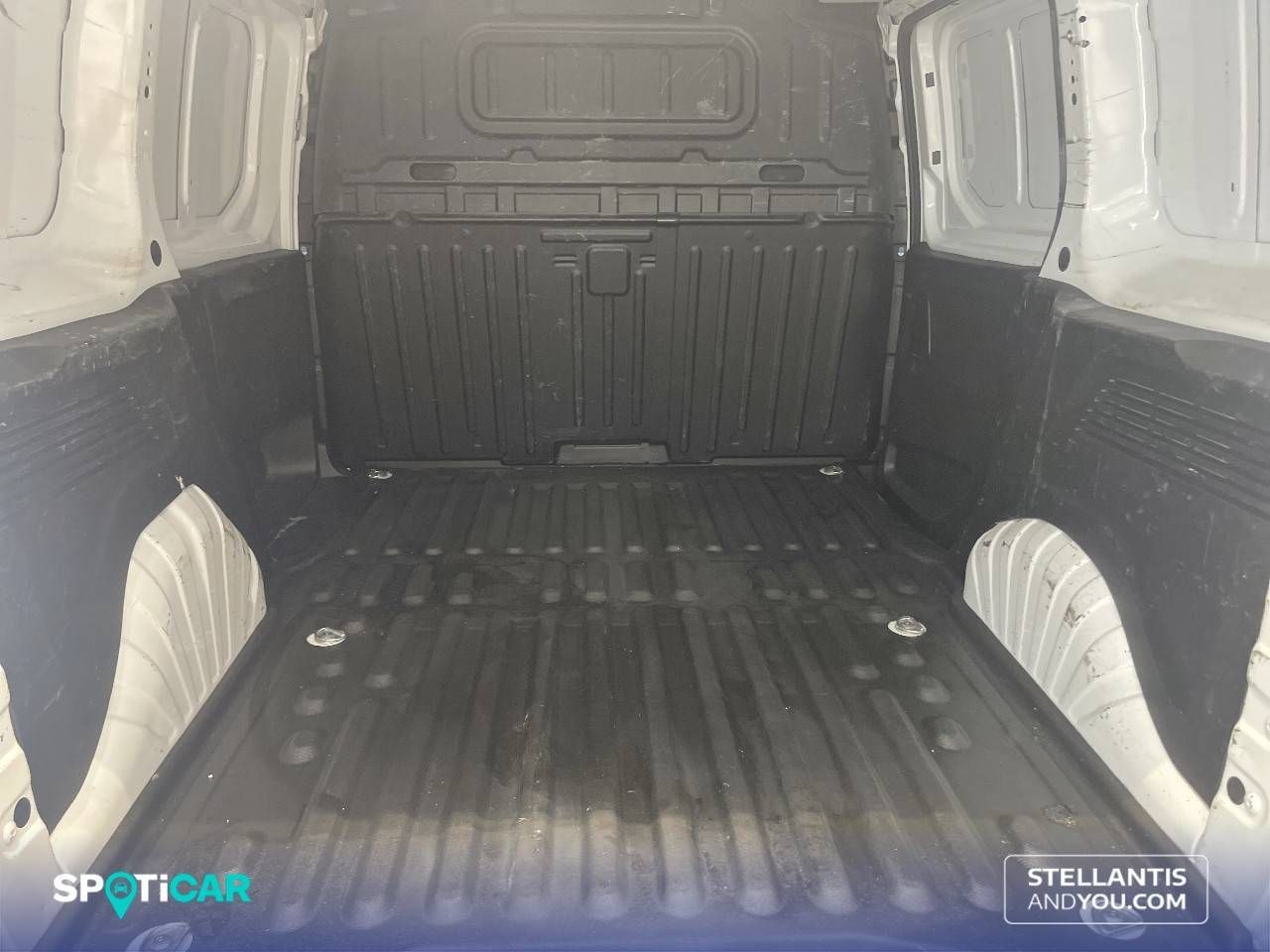 Peugeot Partner  Standard 600kg BlueHDi 96kW - 11