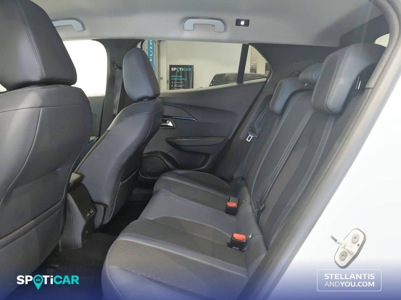 Peugeot 2008   Puretech 130 S&S BVM6 Allure 17