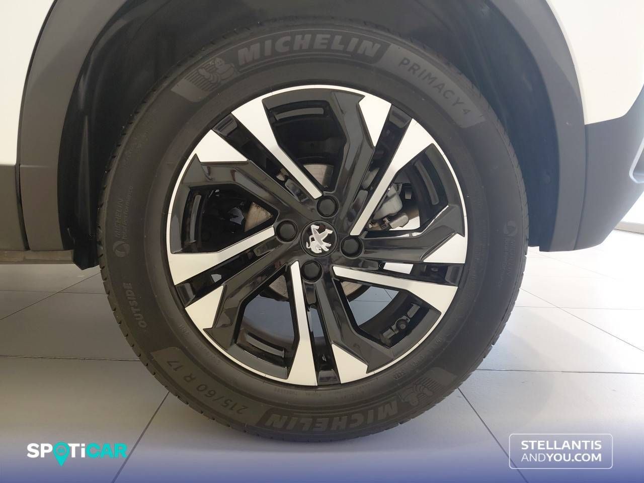 Peugeot 2008   Puretech 130 S&S BVM6 Allure 18