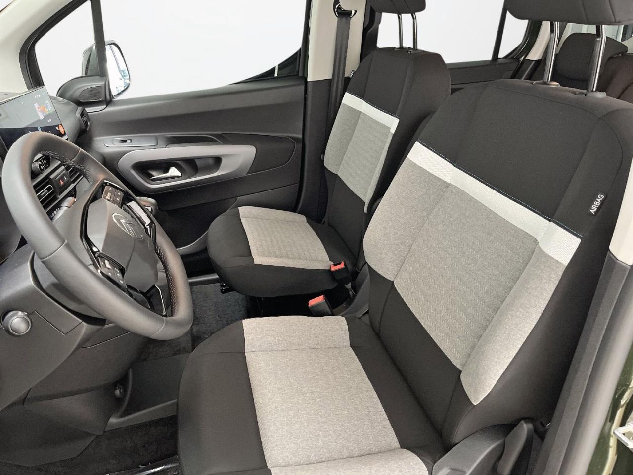 Citroën Berlingo Talla M BlueHDi 100 S&S PLUS 15