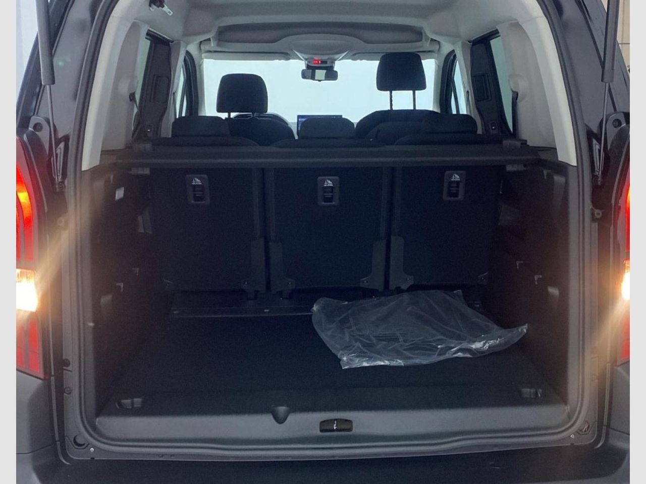 Peugeot Rifter Rifter GT BlueHDi 130 EAT8 Standard 15