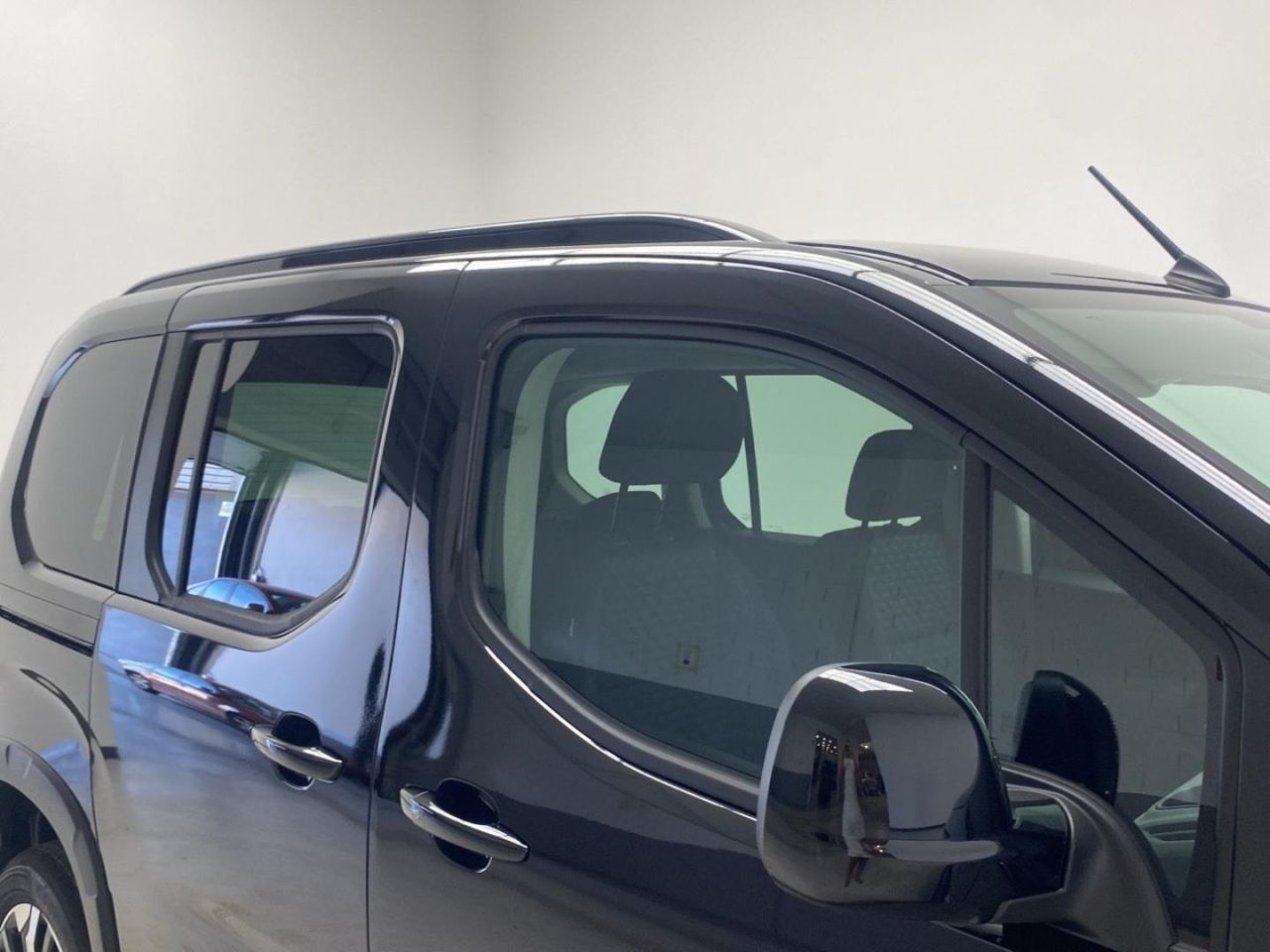 Peugeot Rifter Rifter GT BlueHDi 130 EAT8 Standard 30