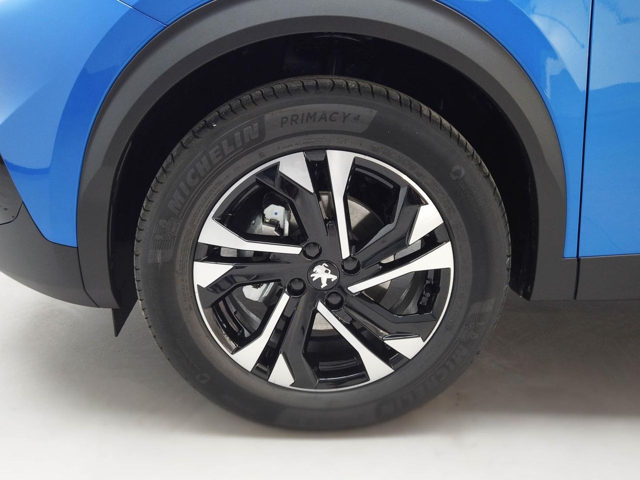 Peugeot 2008 Allure Pack Gasolina 130 S&S 6 Vel. MAN 9