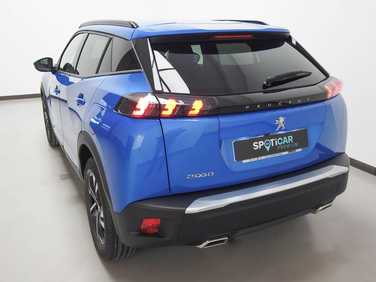 Peugeot 2008 Allure Pack Gasolina 130 S&S 6 Vel. MAN 15
