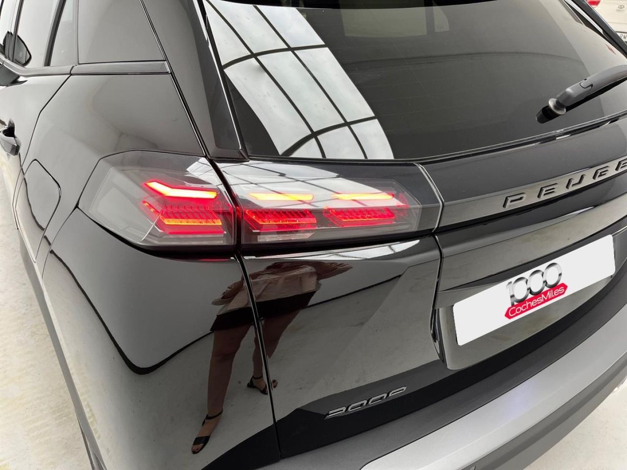 Peugeot 2008 Allure Gasolina 100 S&S 6 Vel. MAN 20