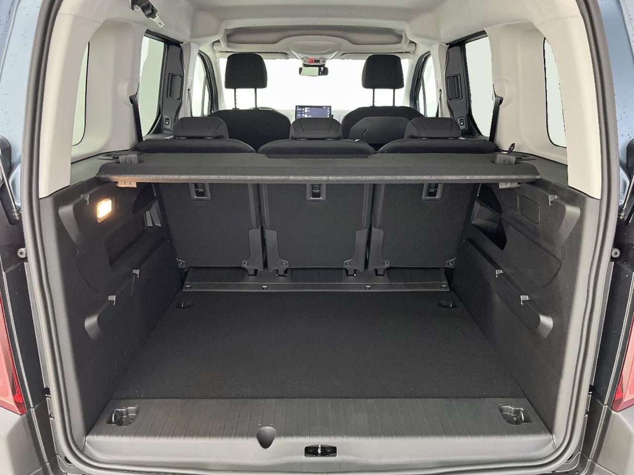 Citroën Berlingo Talla M Plus Diésel 100CV Manual M1 18