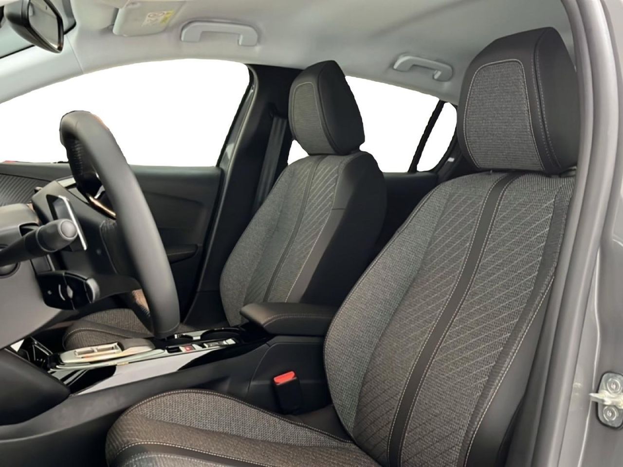 Peugeot 208 Allure HYBRID 110 eDCS6 15