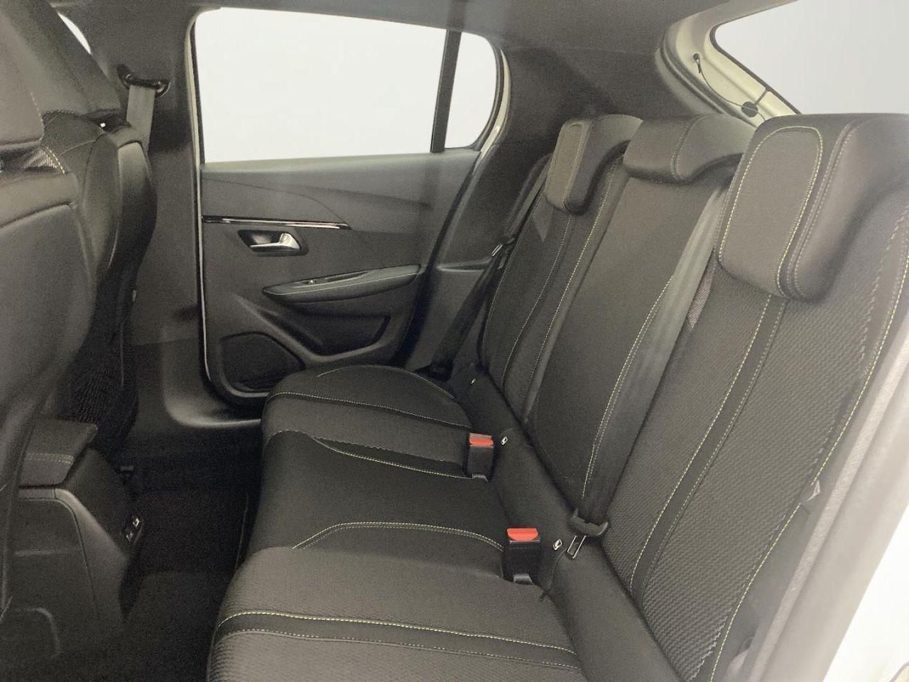 Peugeot 208 GT Gasolina 100 26