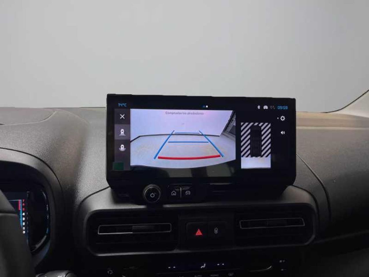 Citroën C4 Hybrid 145 ë-DCS6 Plus 26