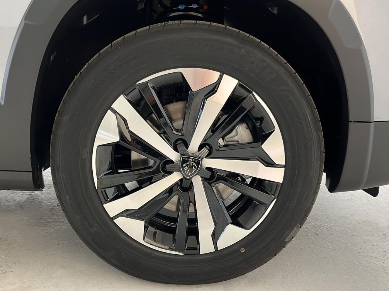 Peugeot 3008 Hybrid 1.2 100KW GT eDCS6 1