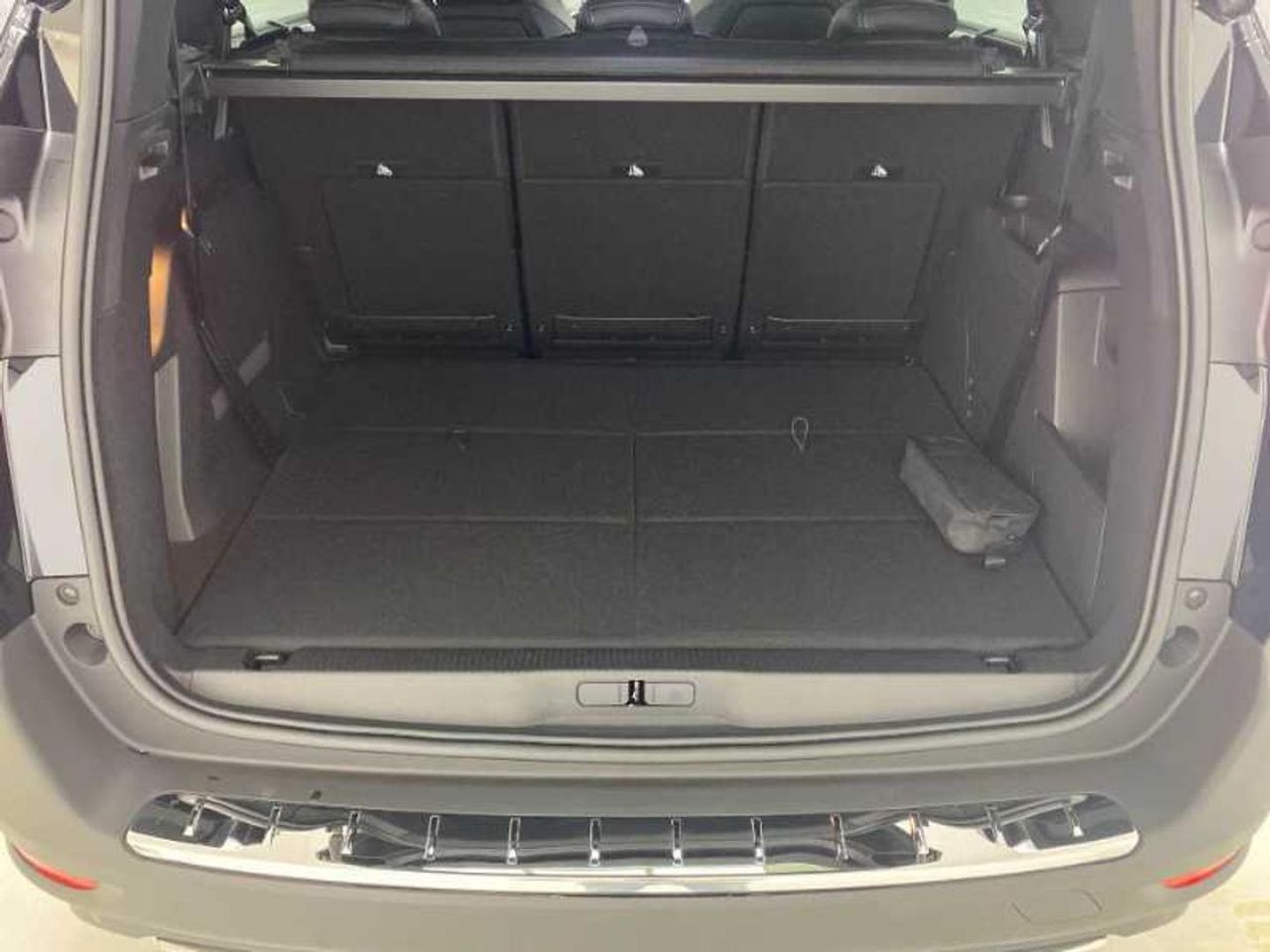 Peugeot 2008 N2008 Allure Hybrid 145 eDCS6 9