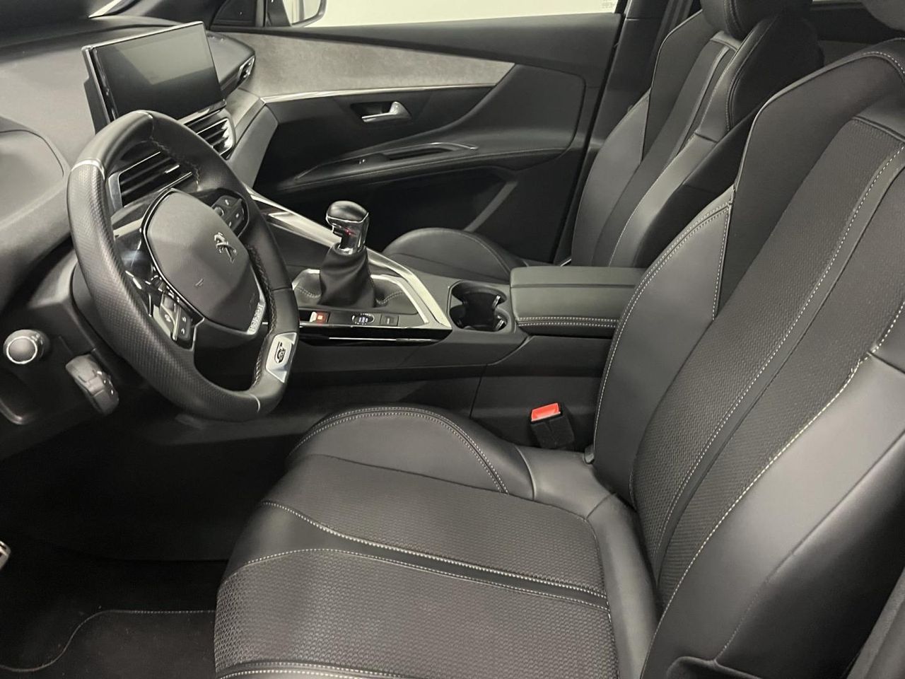 Peugeot 2008 N2008 Allure Hybrid 145 eDCS6 22