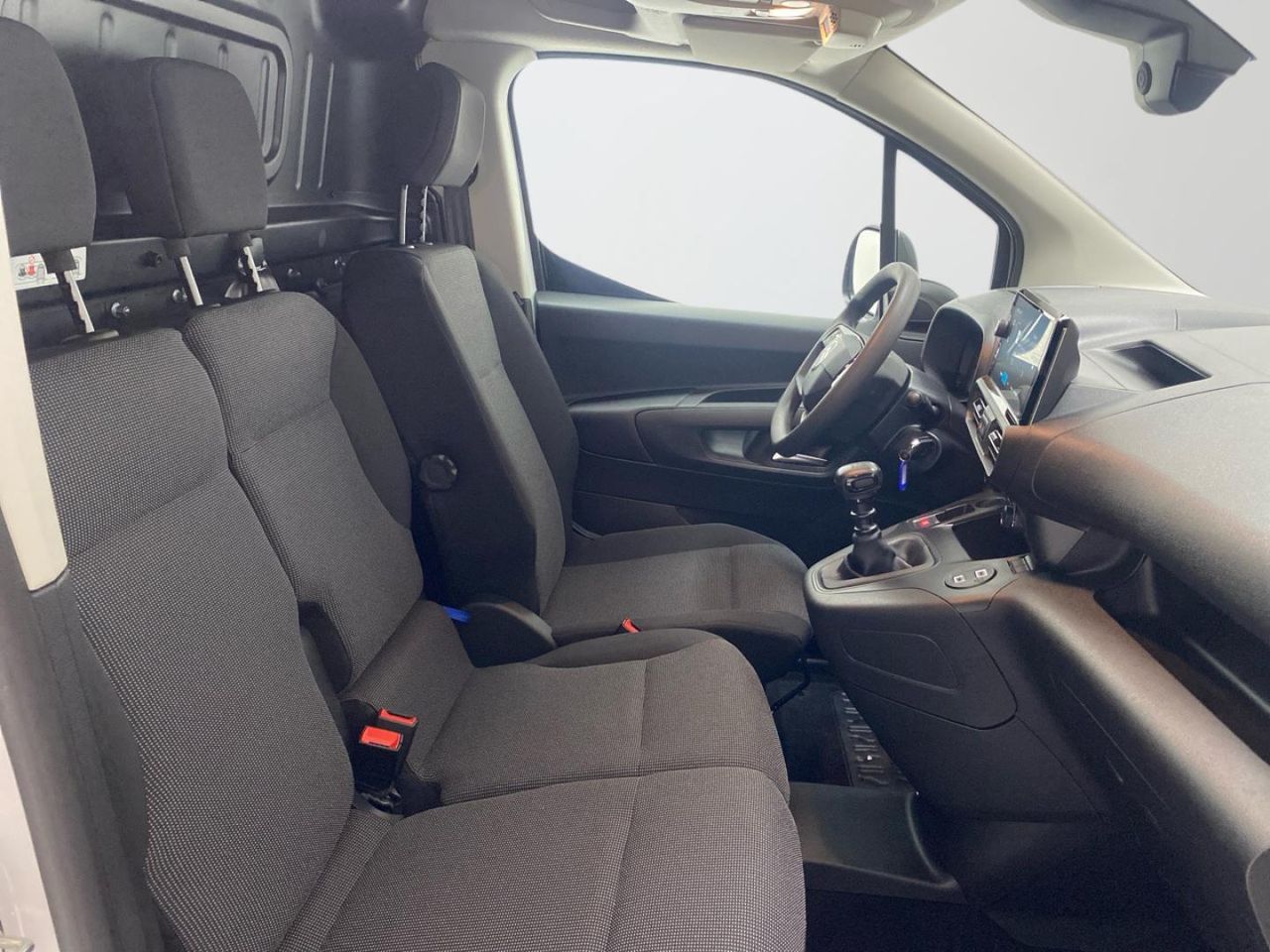 Citroën Berlingo Van XL Diésel 130CV Manual 28