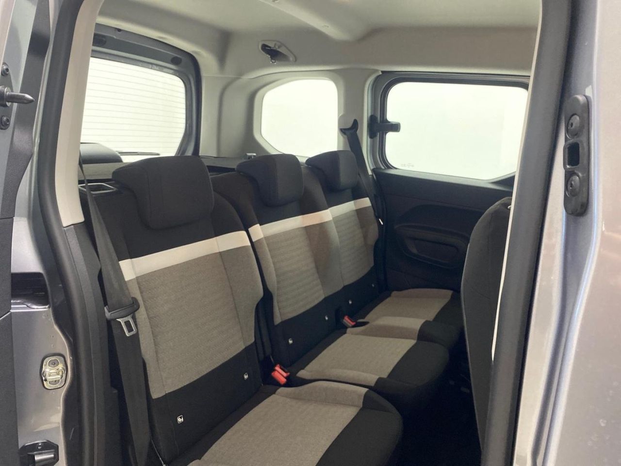 Citroën Berlingo Talla M BlueHDi 100 S&S PLUS M1 28