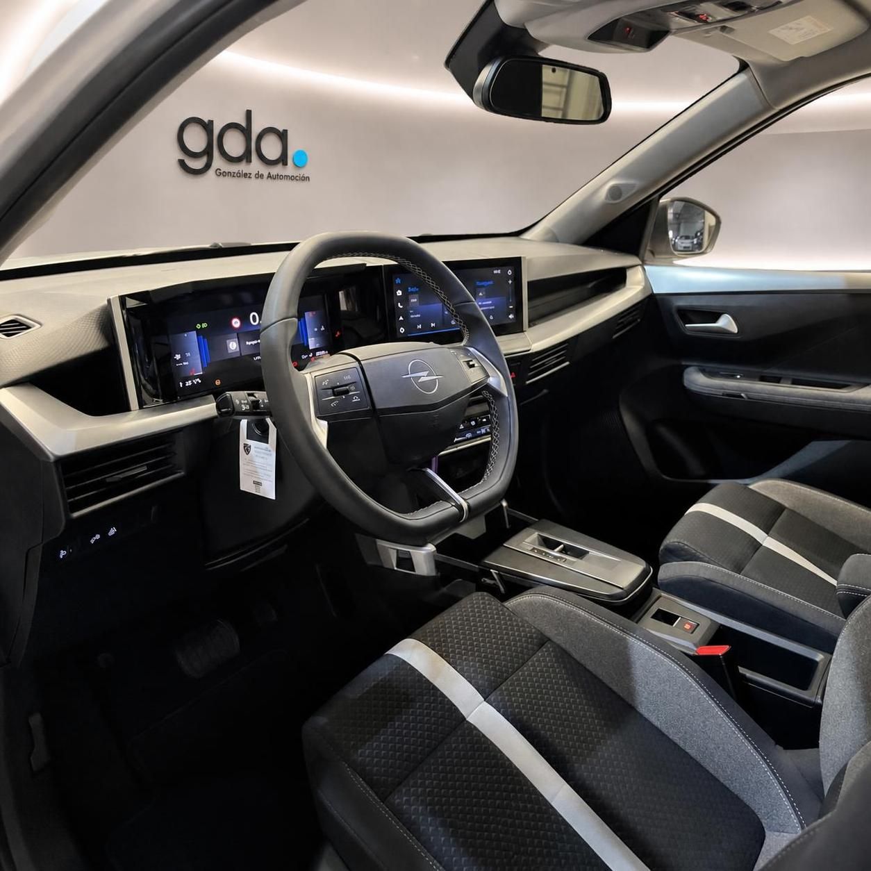 6751NCX_19.jpg