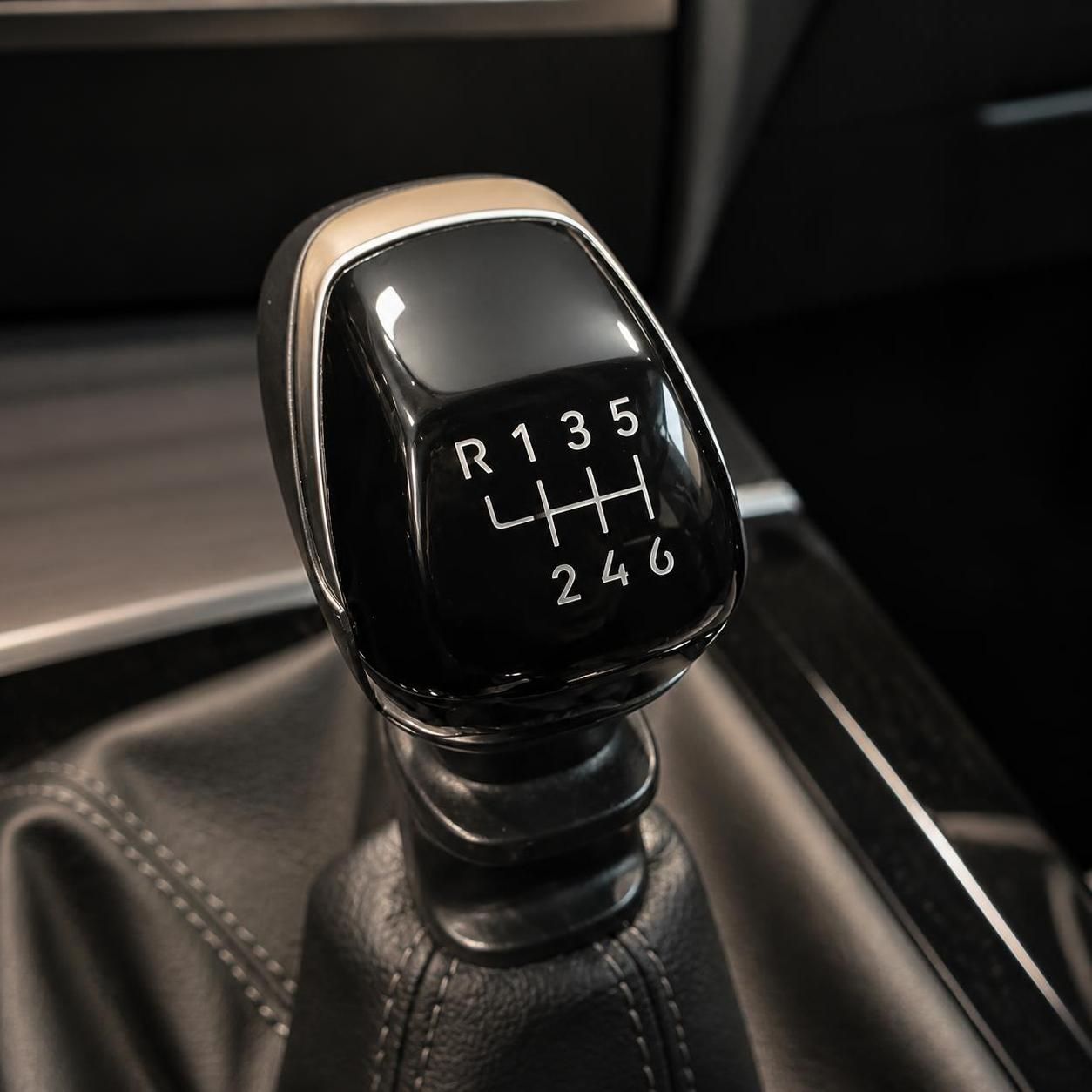 7392MBK_18.jpg
